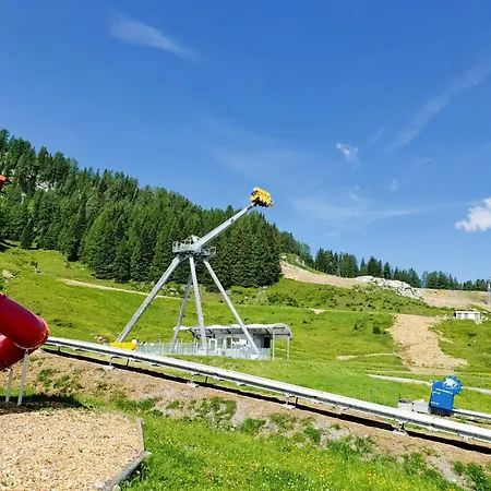 Almhaus Hochenwarter Sonnenalpe Nassfeld